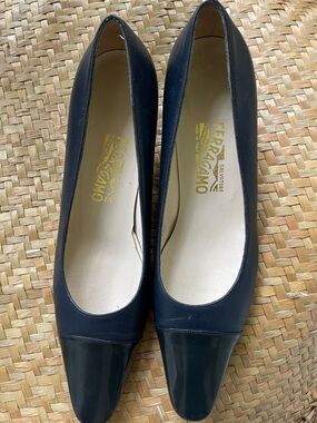 Salvatore Ferragamo navy heels 9.5 AA pristine condition . Made in Italy